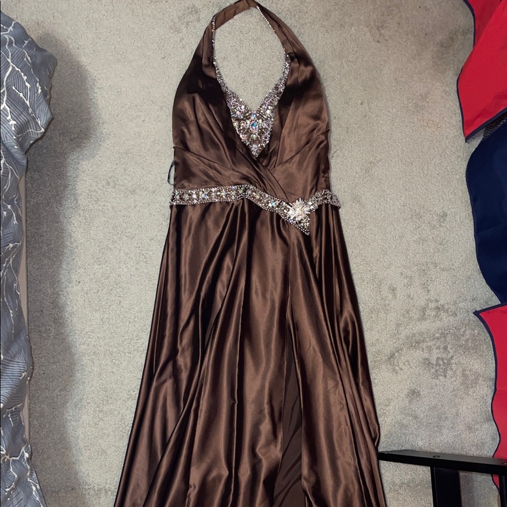 Tony Bowls Elegant Brown Halter Dress with Embellishments xl - Picture 2 of 12